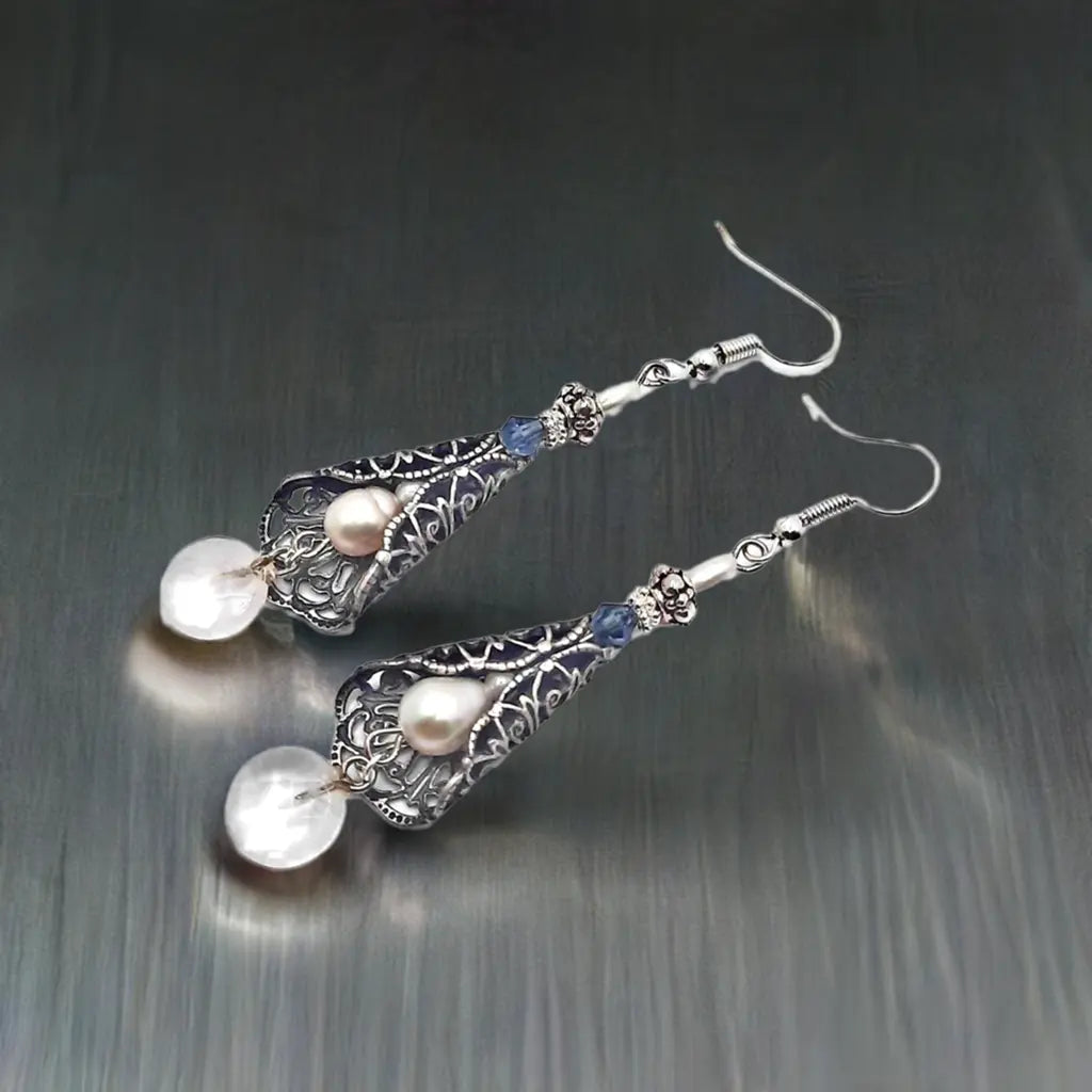 Vintage freshwater pearl earrings with lentils