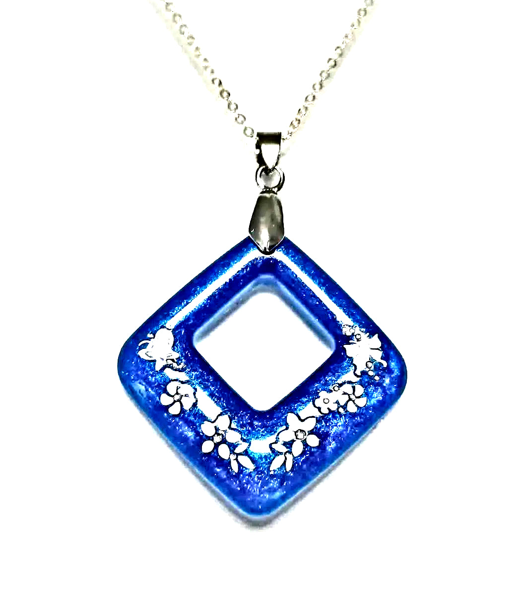 Blue Resin white flower necklace by Josie