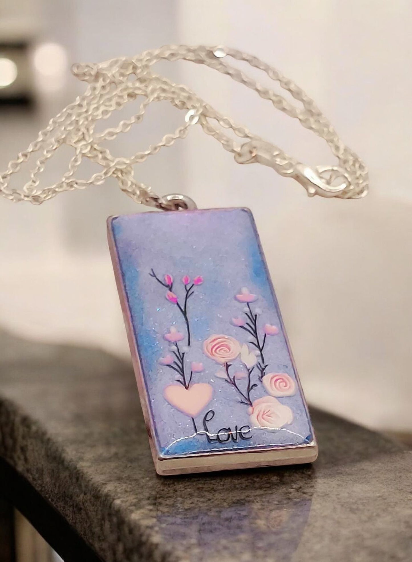 Handcrafted by JVd flower pendant Resin Necklace accesspories