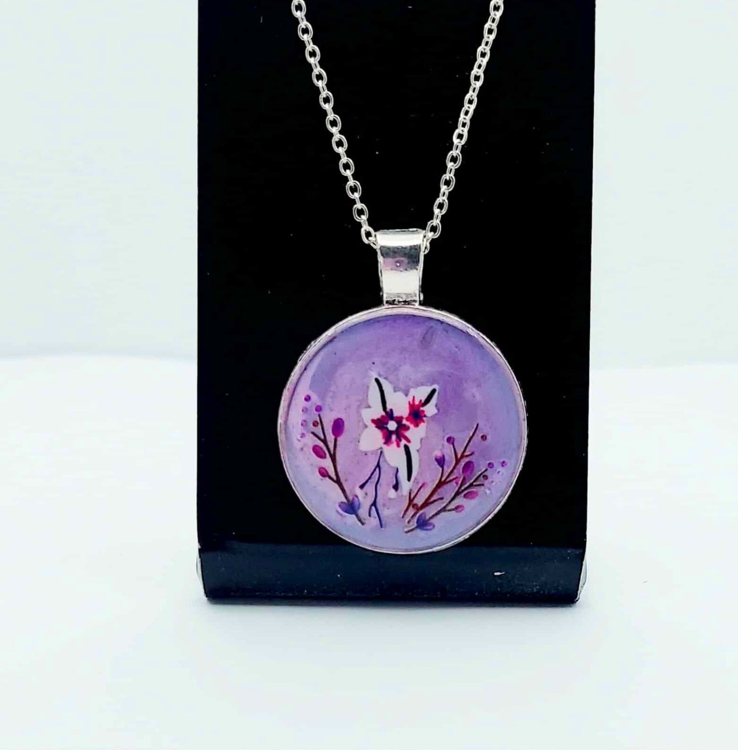 Flower 17" chain Necklace