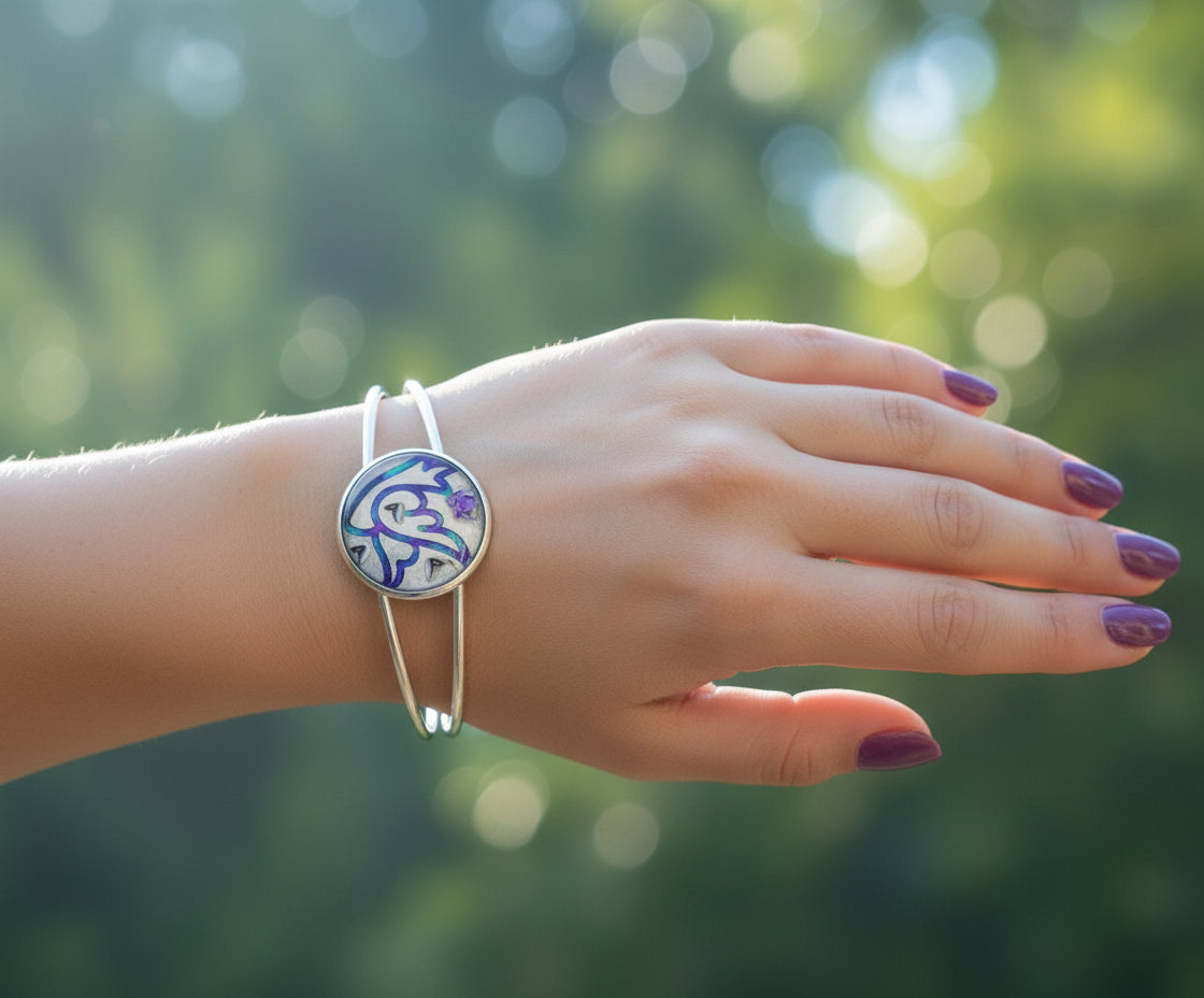 Adjustable silver handcrafted resin dove bracelet