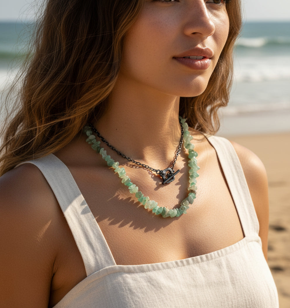 Chip aventurine necklace beach black chain 26inches