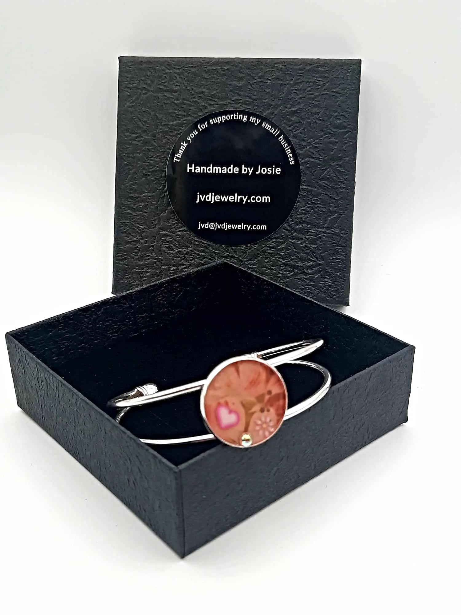 Adjustable shabby chic style silver bracelet handcrafted by Josie's