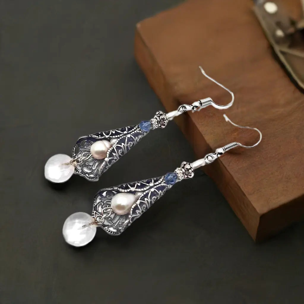 Vintage freshwater pearl earrings with lentils