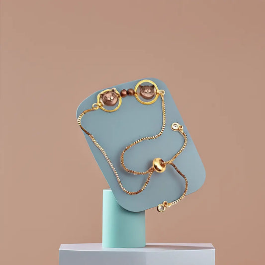 Adjustable gold bracelet