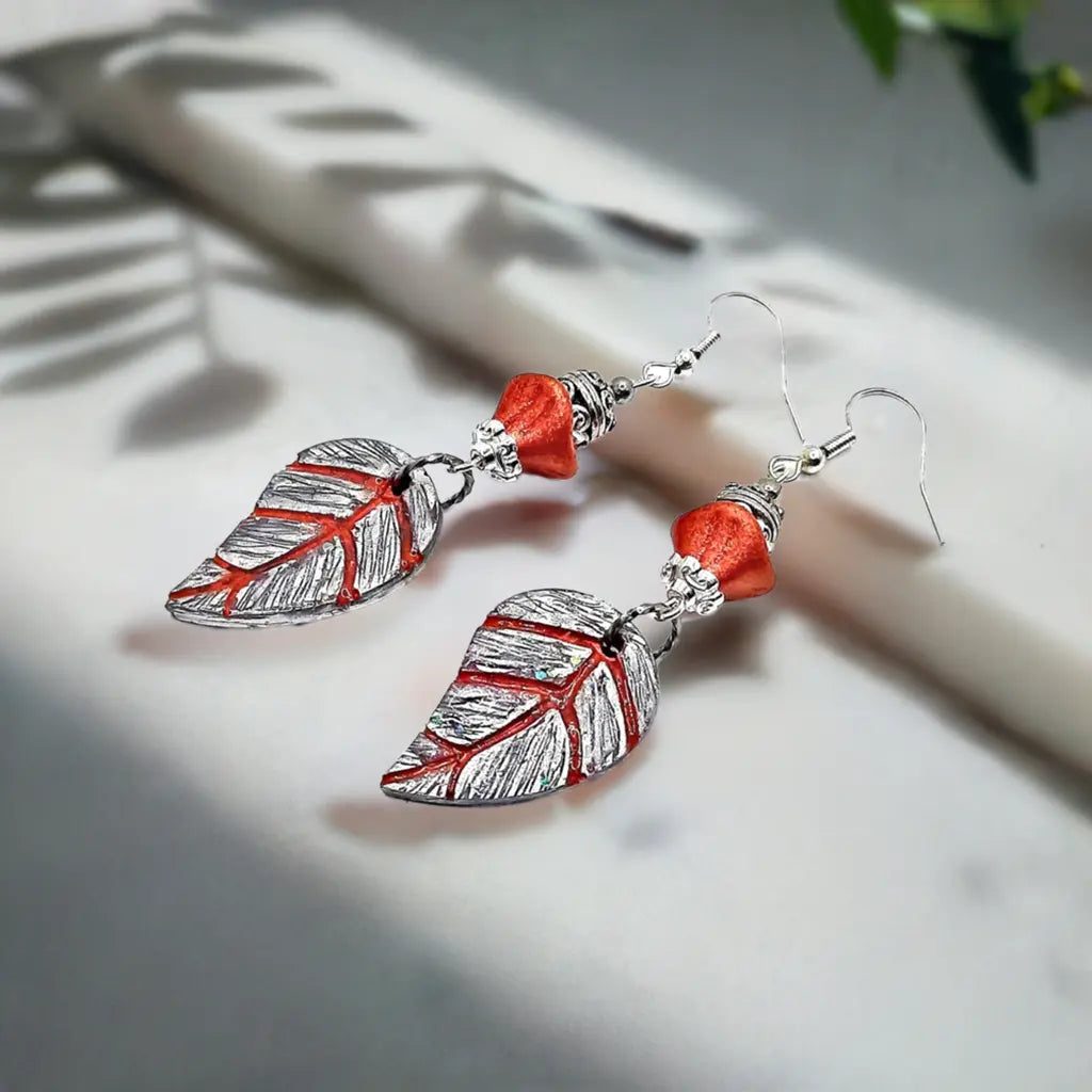 Shiny Orangy Czech leaf earrings Fall/Automne - Image #4