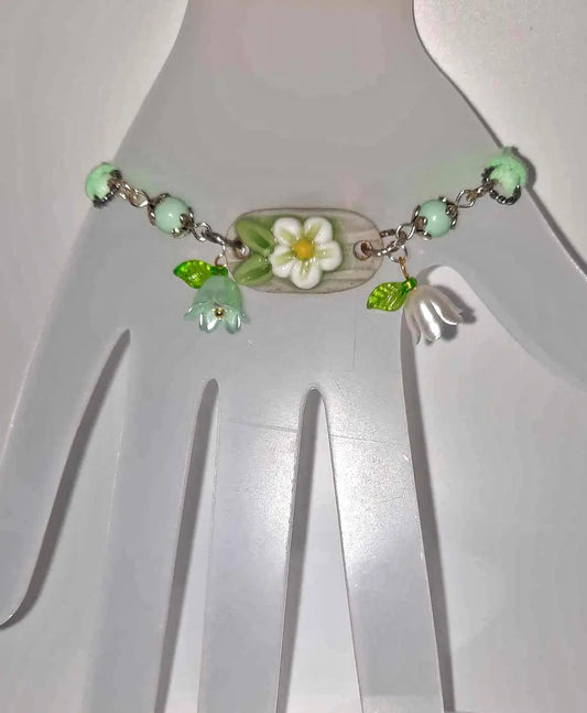 Handcrafted 2 layer faux suede ceramic flower bracelet - Image #4