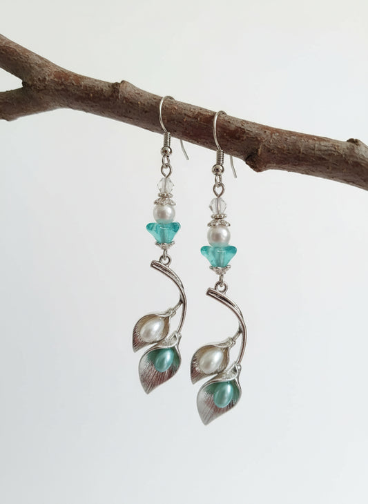 Pair of earrings cala lily