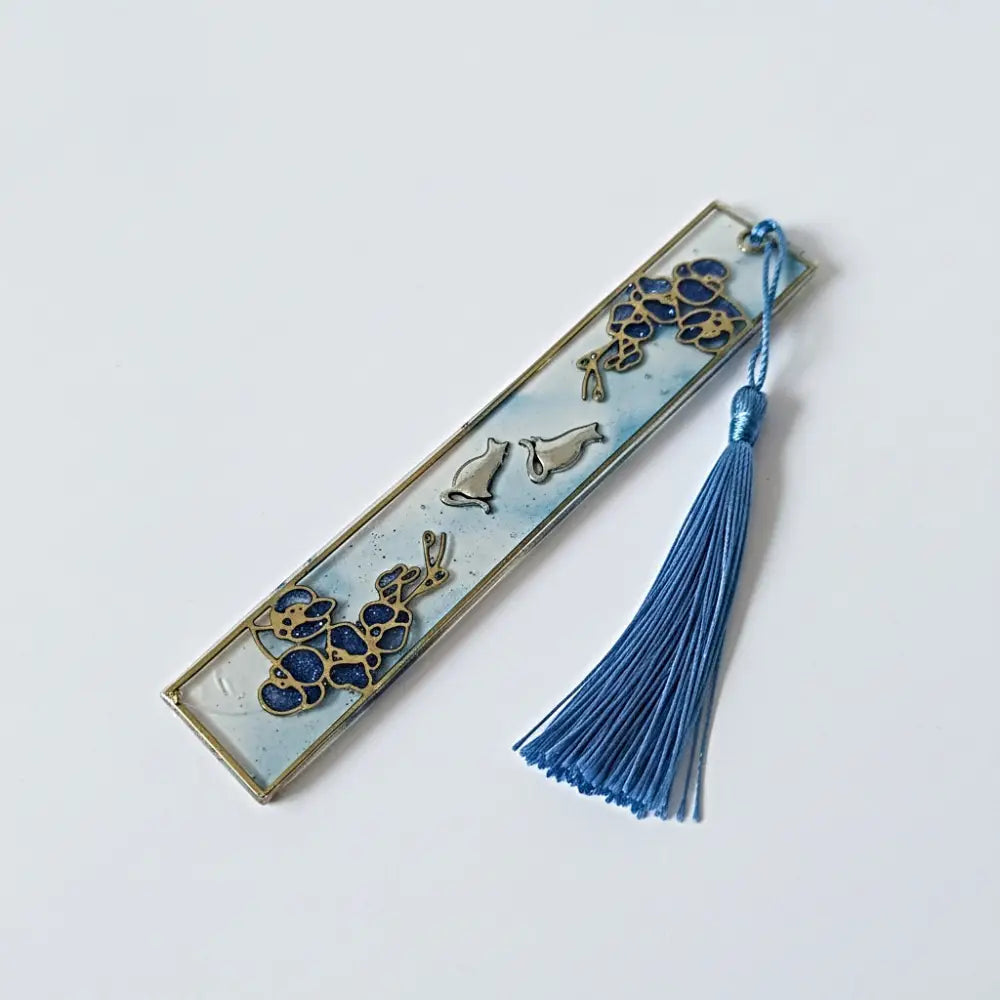 "Handcrafted Resin Bookmark with Silver Cat Charm & Blue Tassel 5.5" - Unique Gift for Book Lovers"