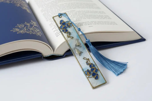 "Handcrafted Resin Bookmark with Silver Cat Charm & Blue Tassel 5.5" - Unique Gift for Book Lovers"
